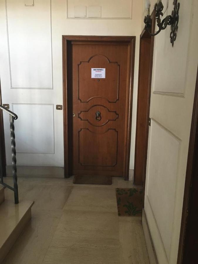 Appartamento Via Del Corso โรม ภายนอก รูปภาพ