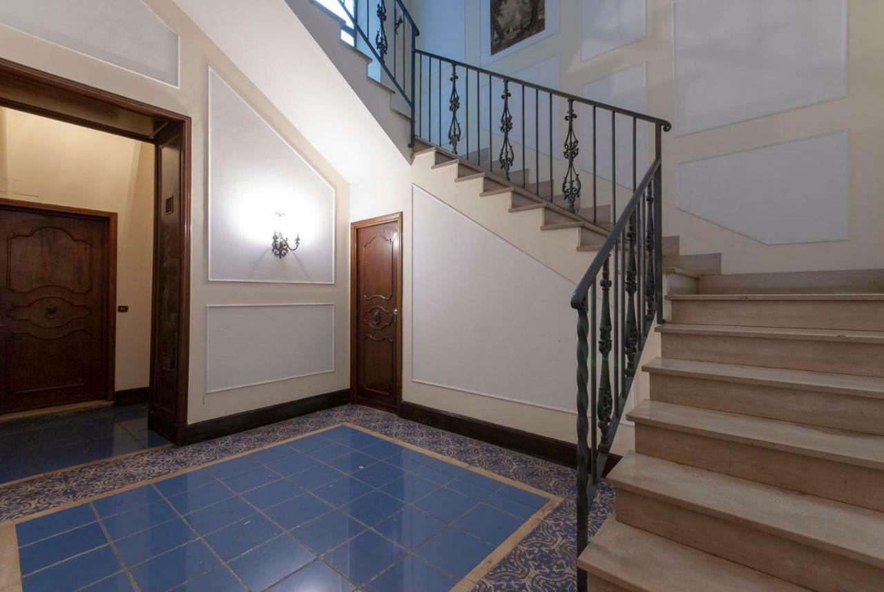 Appartamento Via Del Corso โรม ภายนอก รูปภาพ